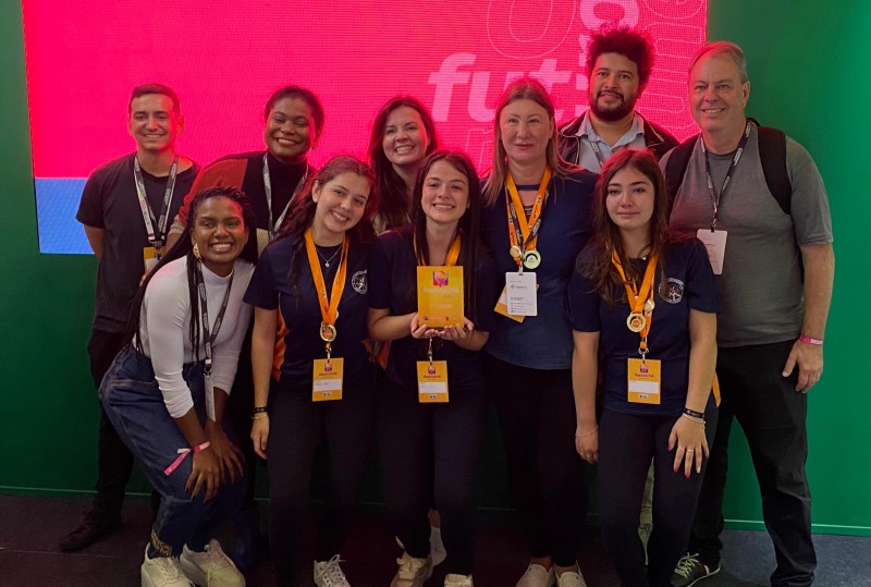 Equipe vencedora do HackaTchê Robotics 2024