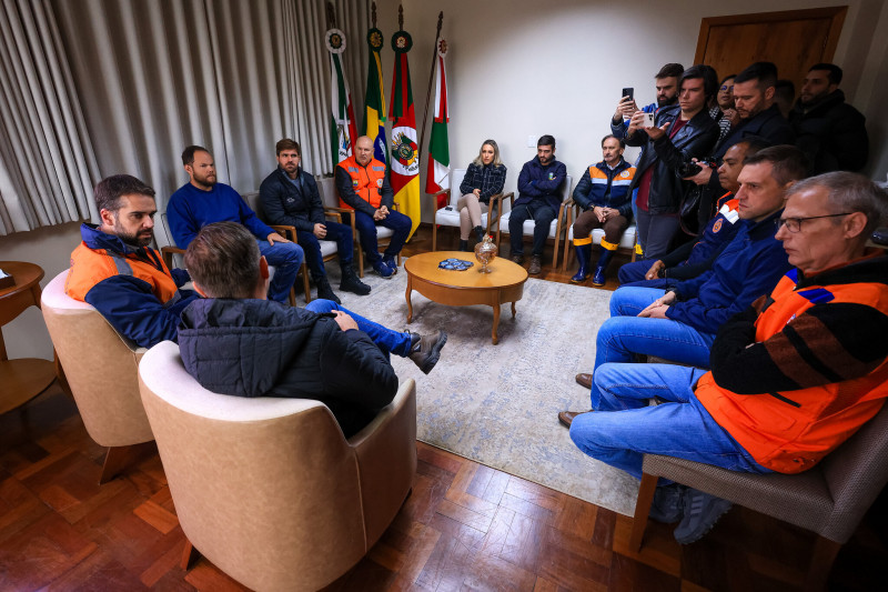 Governador enconta prefeitos no Vale do Taquari mai24