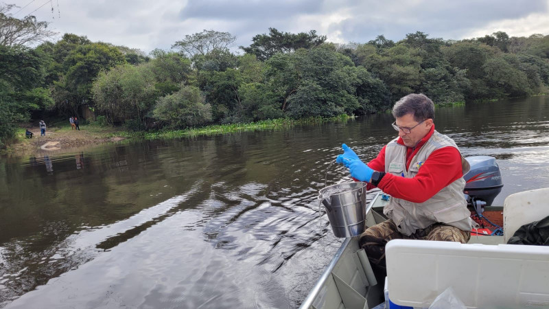 Coleta de amostras Lago Guaíba e Rio Gravataí