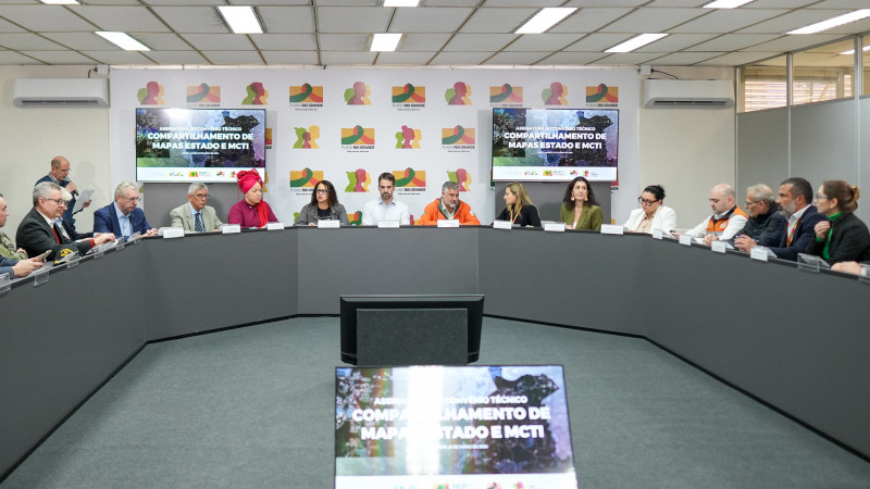 Assinatura de acordo de cooperação com o Ministério da Ciência, Tecnologia e Inovação