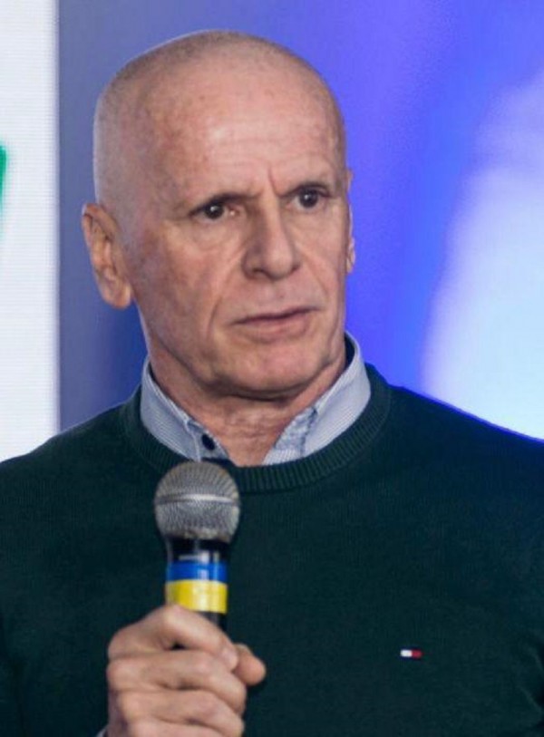 Caio Tomazeli