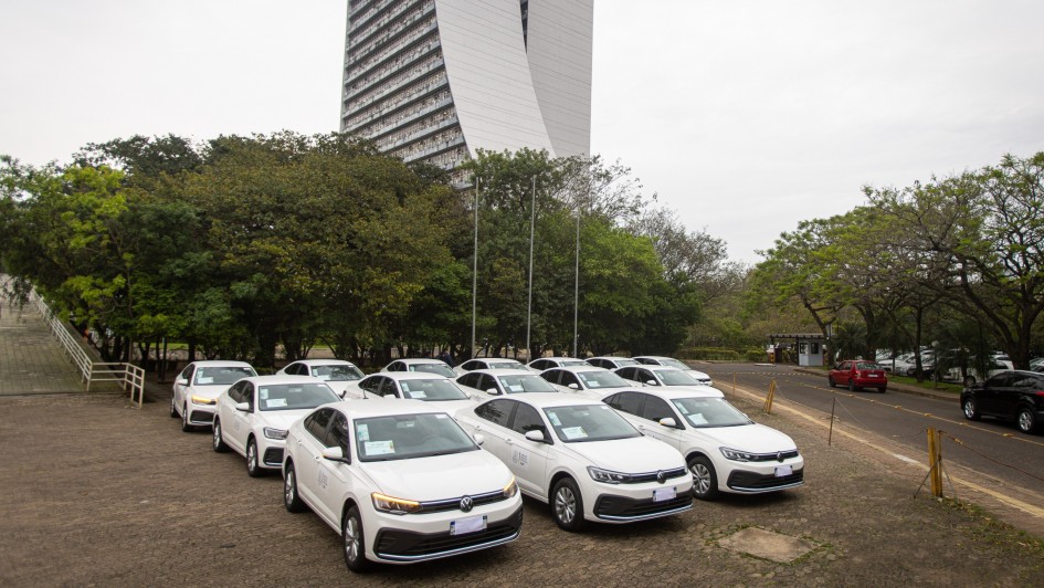 Novos carros das Crops out24