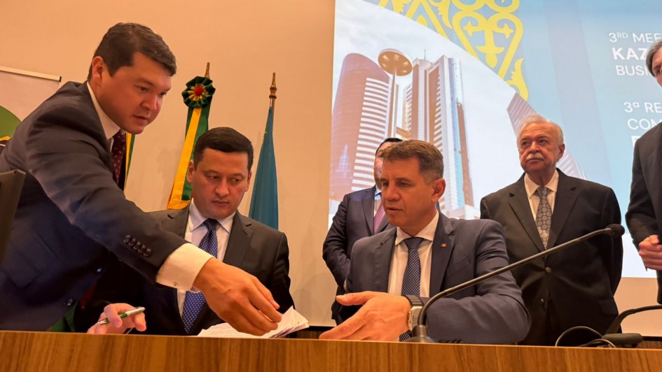 Assinatura de memorando entre governo do Estado e Cazaquistão out 2024