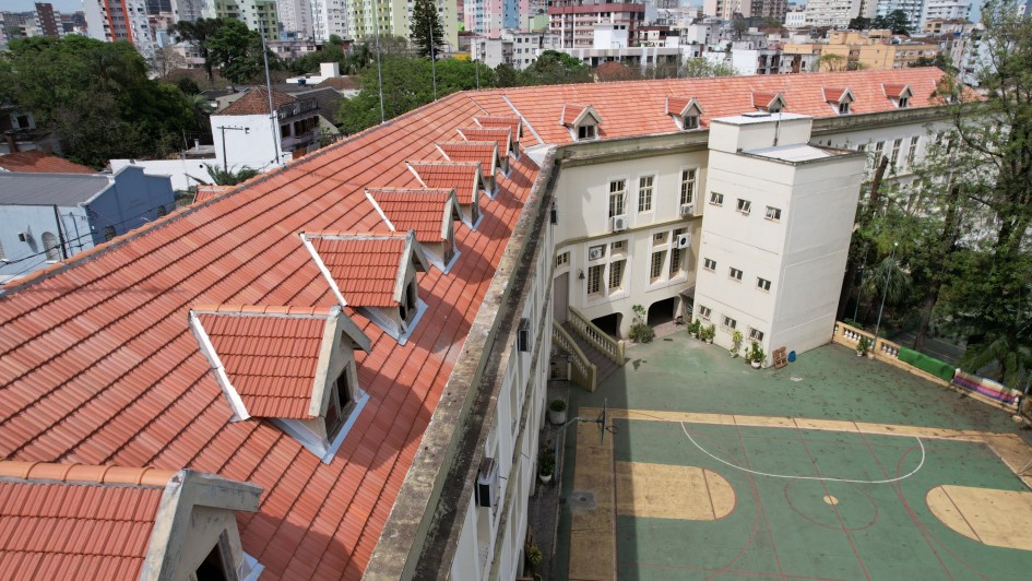 Manoel Ribas Luiza Lau