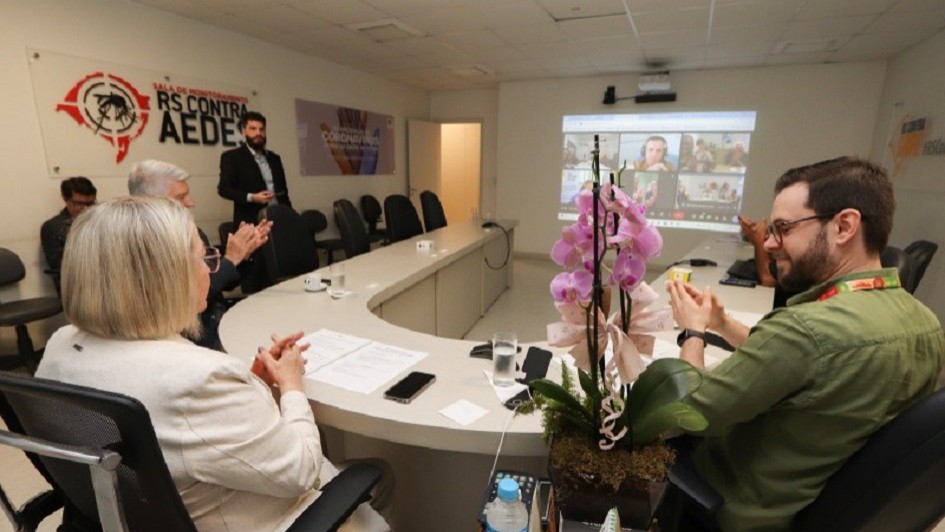 Assinatura de convênio com Hospital Santo Afonso e Hospital de Quaraí