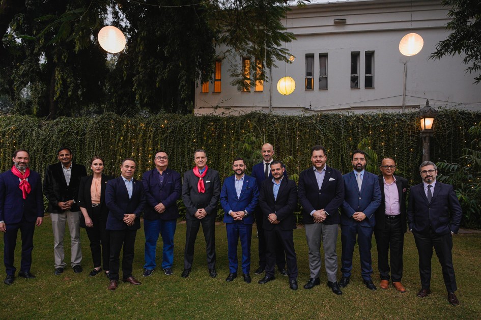 Comitiva gaúcha participa de reunião com representantes da embaixada do Brasil na Índia nov24