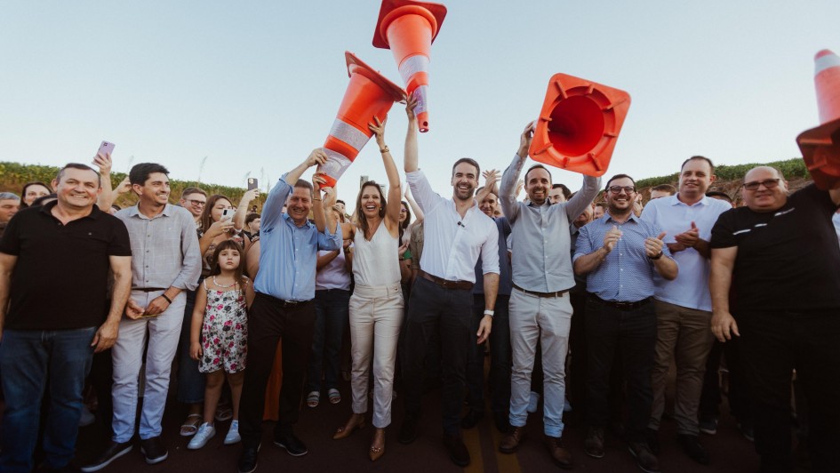 Governador inaugura pavimentação em Cruzaltense