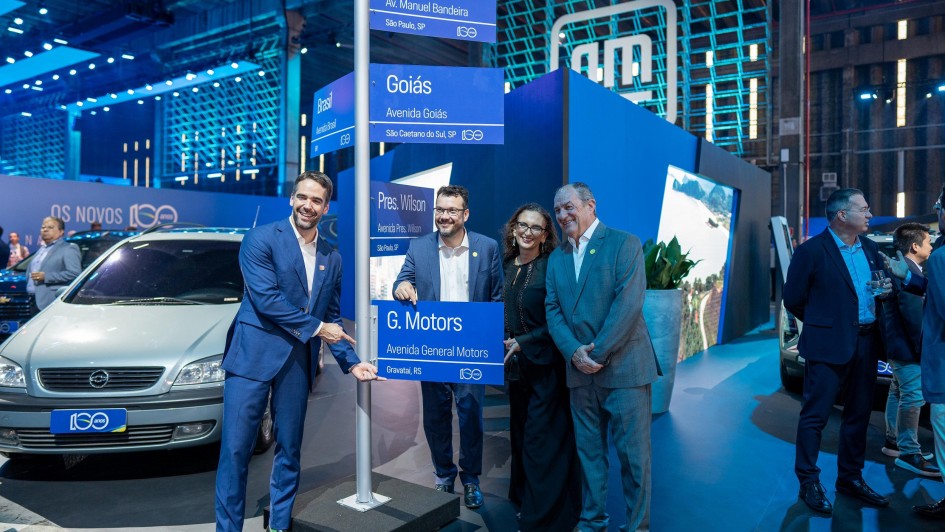 Eduardo Leite em evento da GM em São Paulo