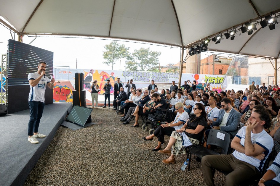 Leite inaugura Centro da Juventude Rubem Berta em Porto Alegre