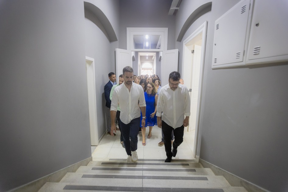 Governador e titular da Casa Civil depositam a cápsula do tempo na Casa Civil