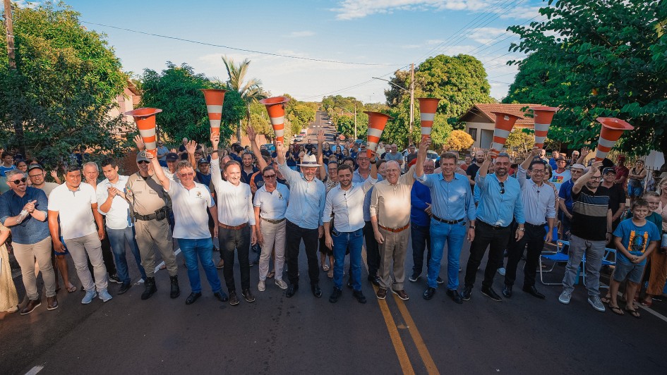 Vice governador Gabriel Souza entrega obras do Pavimenta na cidade de Crissiumal mar25