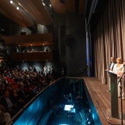 Leite participa da inauguração do Teatro Simões Lopes Neto 