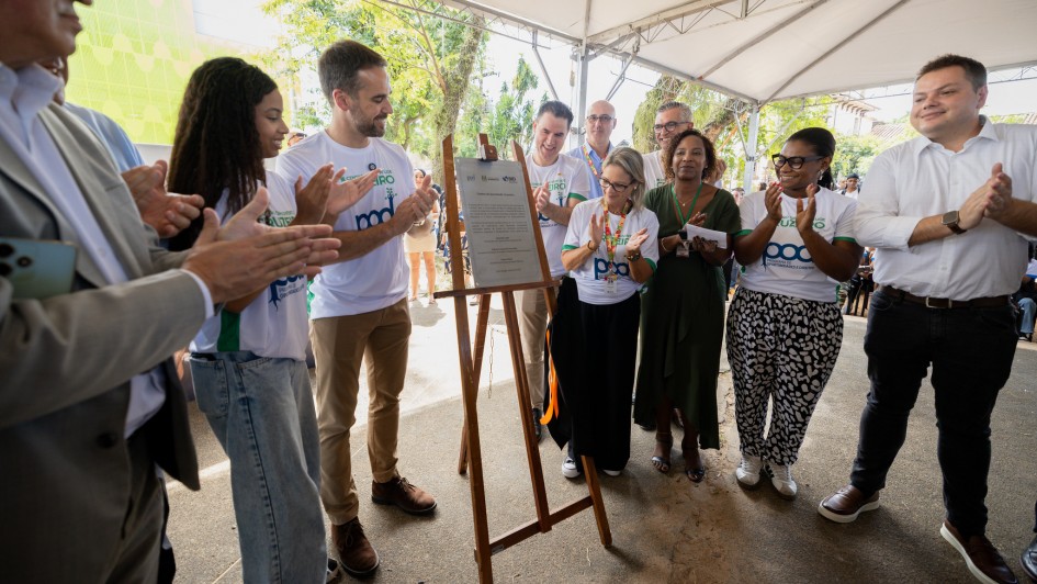 Leite inaugura novo prédio do Centro da Juventude Cruzeiro, em Porto Alegre