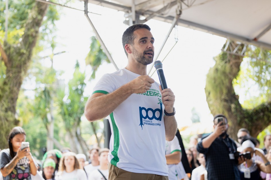 Leite inaugura novo prédio do Centro da Juventude Cruzeiro, em Porto Alegre mar25