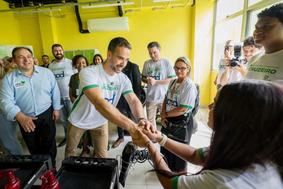 GOV inaugura novo prédio do Centro da Juventude Cruzeiro, em Porto Alegre