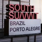 South Summit Brazil Cais Mauá preparativos edição 2025 letreiro do SSB FOTO ABR 2025 1