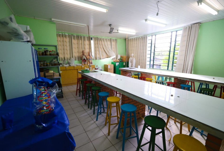 Laboratório Escola Estadual de Ensino Médio Setembrina