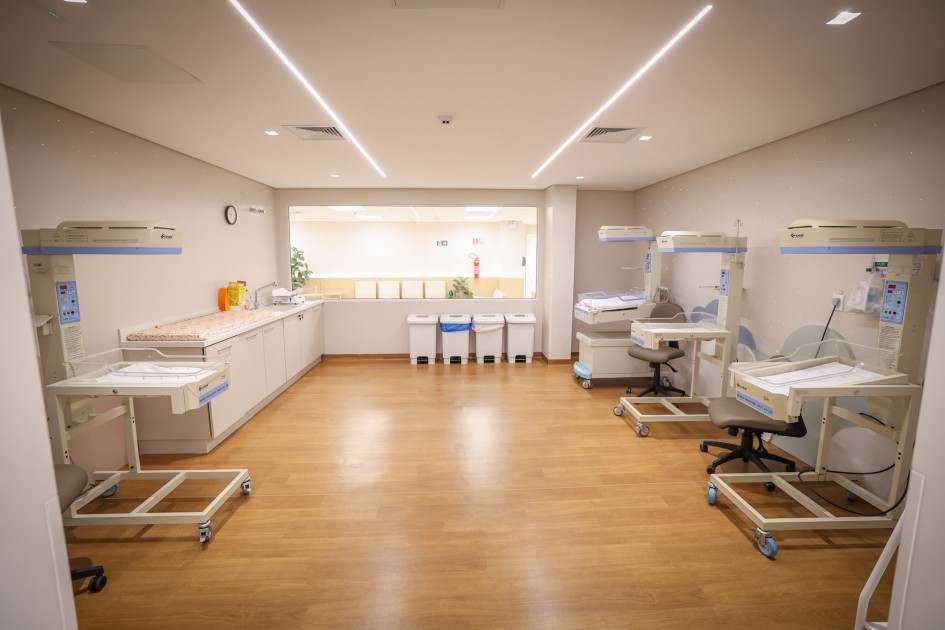obstetria Leite inaugura novos centros de cardiologia e obstetrícia no Hospital Bruno Born