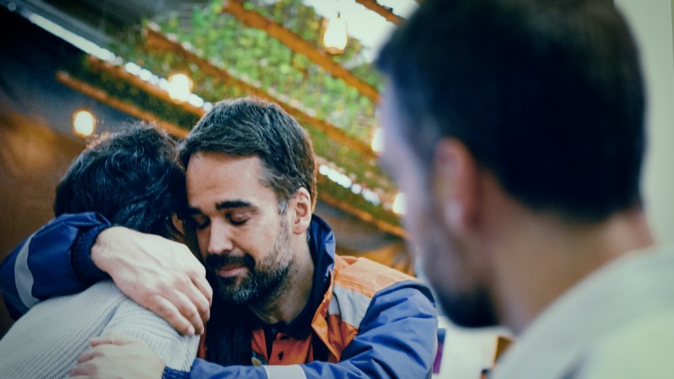Trecho do trailer do filme sobre a enchente e o trabalho de reconstrução do Estado 