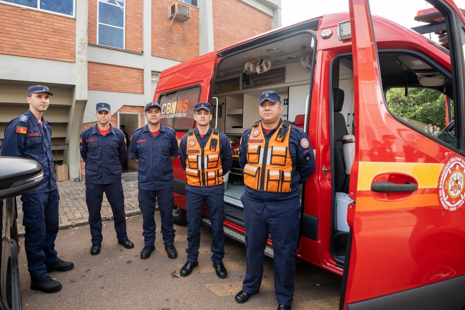Formatura de 106 bombeiros no Campus da Ulbra em Canoas Quarta