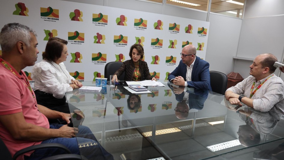 Governo assina contrato para obras no Colégio Estadual Cônego Afonso Scherer, em Santa Maria do Herval (1)