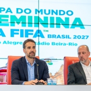 Eduardo Leite durante anúncio da Copa do Mundo Feminina da Fifa 