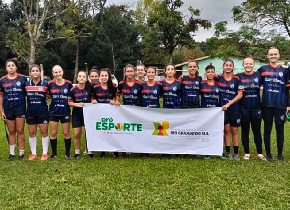 Futebol feminino incentivado pelo Pró Esporte