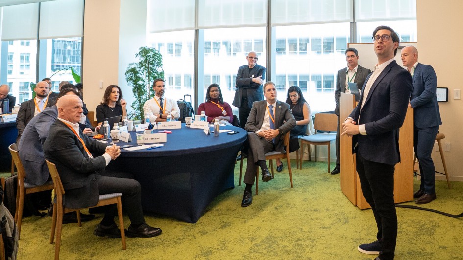 Governo do RS apresenta iniciativas de inovação e transformação digital na Salesforce Tower, em Nova York