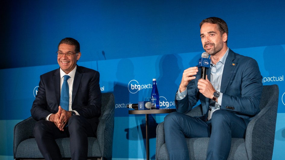 Leite reforça mensagem de estabilidade e reconstrução durante painel do BTG em Nova York