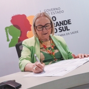 Secretária da Saúde libera recusros do programa Avançar Mais para hospitais do interior