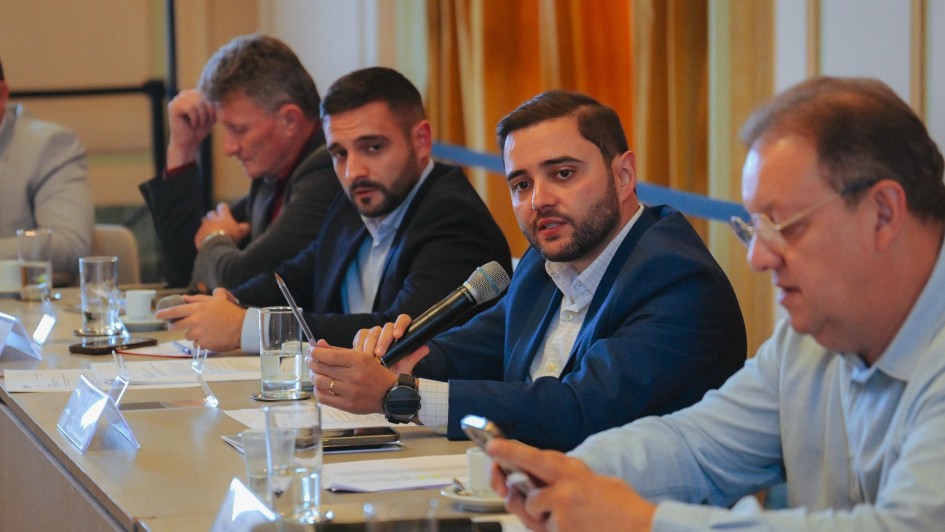 Gabriel Souza se reúne com prefeitos do Vale do Taquari