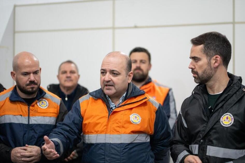 O coronel Luciano Boeira, chefe da Casa Militar e coordenador estadual de Proteção e Defesa Civil, apresenta ações do Sistema de Comando de Incidentes ao governador Eduardo Leite e a representantes da Defesa Civil municipal, em Santa Cruz do Sul.