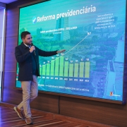 Na Serra, Gabriel Souza destaca ações para tornar o Estado mais resiliente às mudanças climáticas   jun25 (1)
