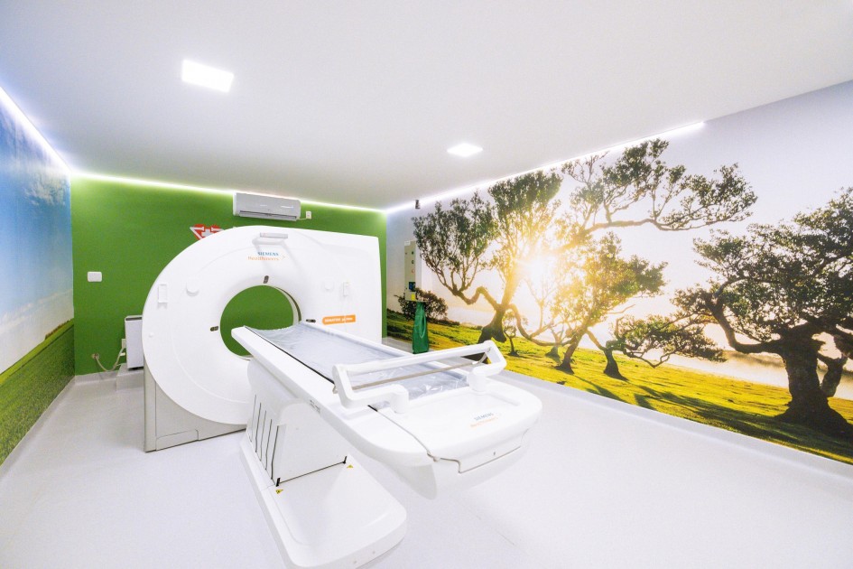 O tomógrafo ianugurado em hospital de Não Me Toque é um dos 20 adquiridos por meio do Avançar Mais na Saúde