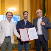 Leite anuncia trem de passageiros entre Porto Alegre e Gramado com trajeto de uma hora   agosto de 25