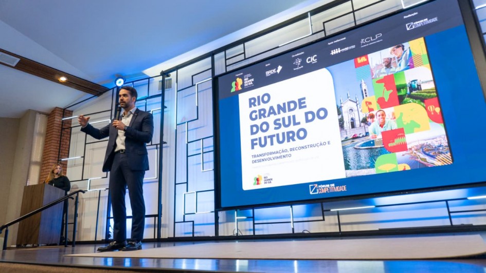 Eduardo Leite encerra Fórum de Competitividade em Caxias do Sul destacando avanços do Estado na área