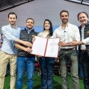 Leite anuncia R$ 955 milhões em obras viárias e reconstrução de pontes durante a 48ª Expointer