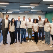 Governador Eduardo Leite recebe jovens selecionados do Partiu Futuro Reconstrução para missão na Espanha   out25