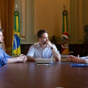 Leite autoriza repasse de R$ 1,5 milhão via Fundo a Fundo da Defesa Civil para Restinga Seca e Jaguari