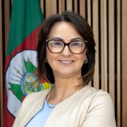 Secretária Fábia Richter