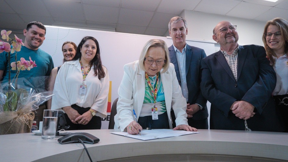 Saúde anuncia centro do TEAcolhe em Tenente Portela e investimentos em hospitais de Humaitá e Santo Antônio da Patrulha.
