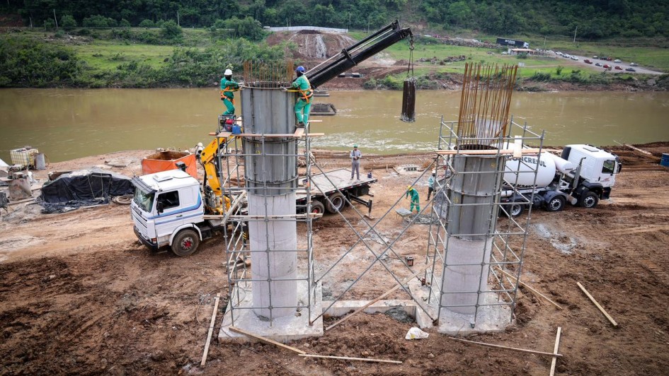 Nova ponte Santa Bárbara na ERS 431 em construção pelo governo do Estado começa a ganhar forma