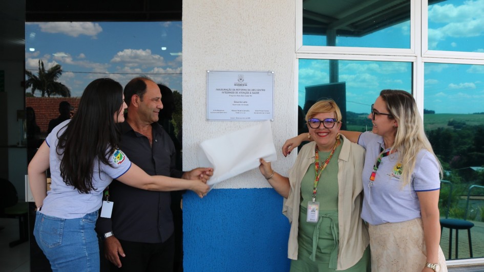 Foto mostra ato de inaugura&ccedil;&atilde;o de melhorias da UBS em Condor