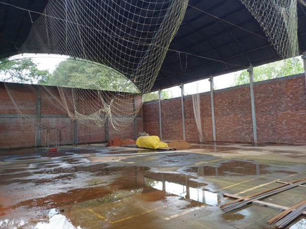 Ginásio da EEEM Adelina Isabela Konzen, em Venâncio Aires, antes da reforma