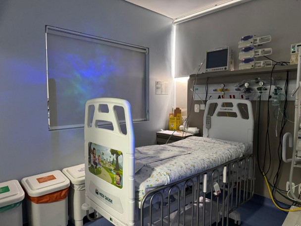 Imagem da nova UTI Pediátrica no Hospital Geral de Caxias do Sul