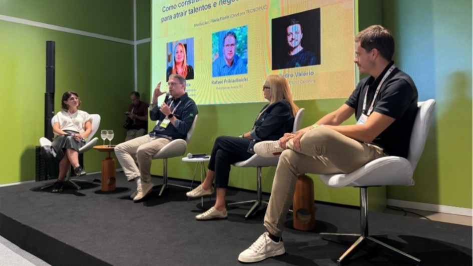 Foto do painel &ldquo;Como construir um posicionamento estrat&eacute;gico para atrair talentos e neg&oacute;cios para Porto Alegre&rdquo;