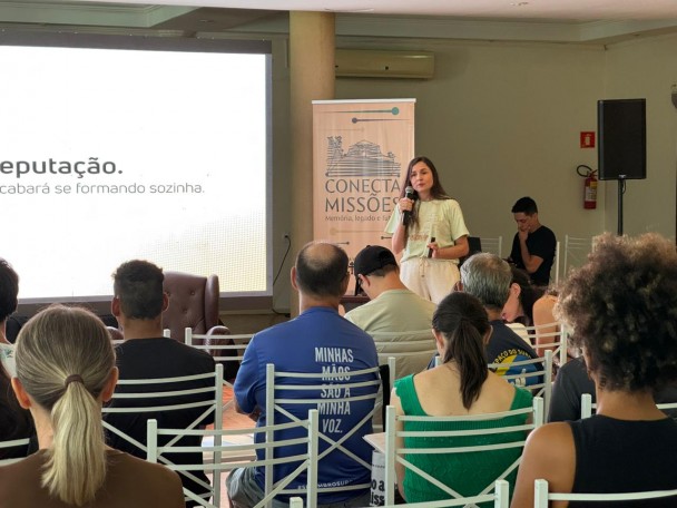 Belle Castro mostrou trabalho de posicionamento e como transformar história e cultura em marca de sucesso