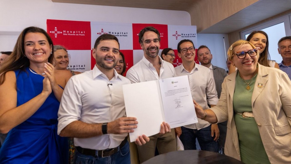 Em Cruz Alta, Eduardo Leite e Gabriel Souza inauguram central de material esterilizado do Hospital S&atilde;o Vicente de Paulo   