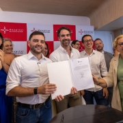 Em Cruz Alta, Eduardo Leite e Gabriel Souza inauguram central de material esterilizado do Hospital S&atilde;o Vicente de Paulo   