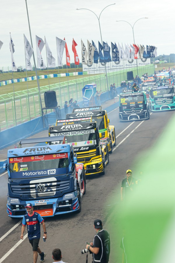 Foto dos caminhões da Copa Truck em Santa Cruz do Sul